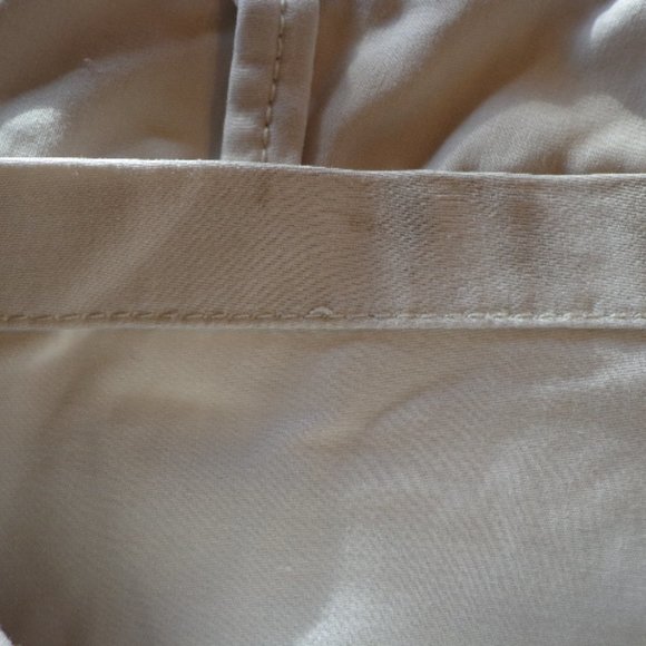 ANN TAYLOR Petites LINDSAY Pants 2P Light Cream Zip Double Button Closure - Picture 7 of 8